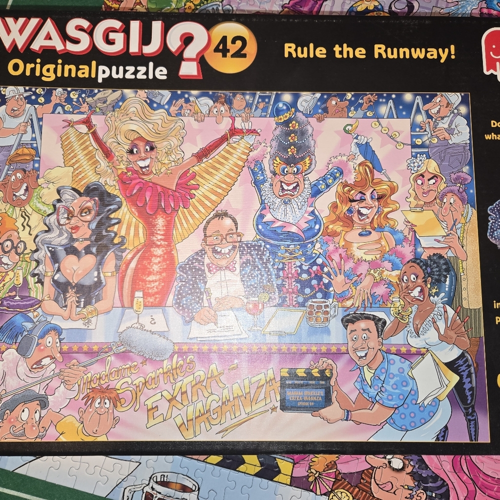 Wasgij "Rule The Runway" 42